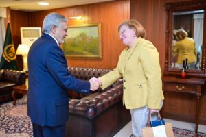 Italian Amb. Armellin calls on DPM/FM Dar