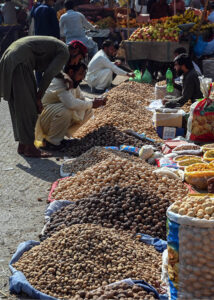 People busy purchasing dry fruits at Pirwadhi
