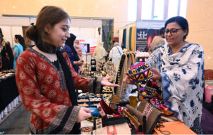 People visiting the stalls at Behbud Art and Craft Bazar 9-10 November at PAK CHINA Friendship center
