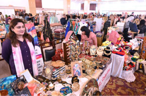 People visiting the stalls at Behbud Art and Craft Bazar 9-10 November at PAK CHINA Friendship center