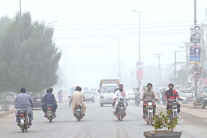 A hazy view as smog settles over the City