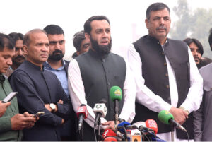 Federal Minister for Information and Broadcasting Attaullah Tarar offering Fateha after laying floral wreath during change of guard ceremony to pay homage to Allama Muhammad Iqbal on his 147 birth anniversary at Mazar-e-Iqbal