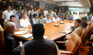 Federal Minister for Maritime Affairs Qaisar Ahmed Shaikh listening to problems of the people during 'Khuli Kachehri' at PNSC