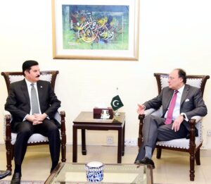 Mr. Faisal Karim Kundi, Governor Khyber Pakhtunkhwa (KPK), called on the Federal Minister for Finance and Revenue, Senator Muhammad Aurangzeb, at the Finance Division.