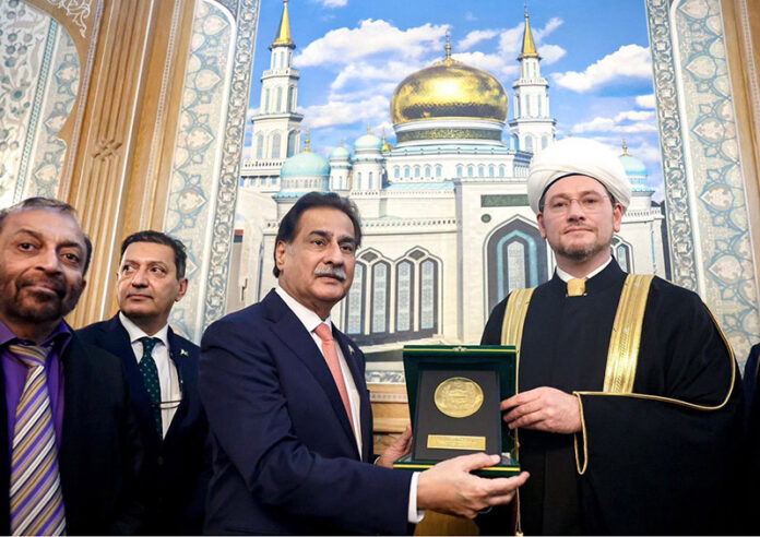 Speaker National Assembly Sardar Ayaz Sadiq with Deputy Chairman of Muftis of Moscow Mr. Damir Mukhetdinov at Moscow Cathedral Mosque
