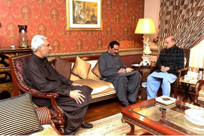 Prime Minister Muhammad Shehbaz Sharif visits MNA Raza Hayat Hiraj to offer his condolences on the demise of his father