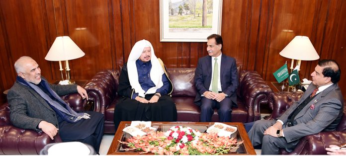 Chairman of Shura Council of the Kingdom of Saudi Arabia Dr. Abdullah bin Mohammad bin Ibrahim Al-Sheikh calls on Speaker National Assembly Sardar Ayaz Sadiq at Parliament House. Former Speakers of National Assembly Mr. Asad Qaiser & Raja Pervez Ashraf are also present