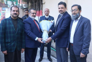 Managing Director Pakistan Bait-ul-Mal, Senator Capt. Shaheen Khalid Butt is being welcomed by the organization’s officers, during his visit to PBM Regional Office.