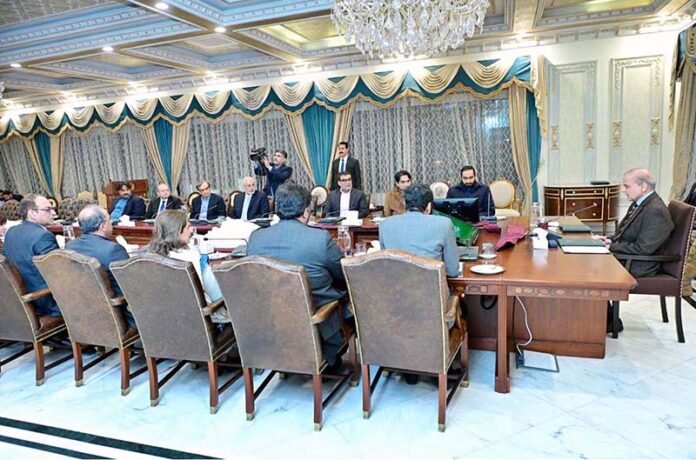 A delegation of Pakistan Broadcasters' Association calls on Prime Minister Muhammad Shehbaz Sharif
