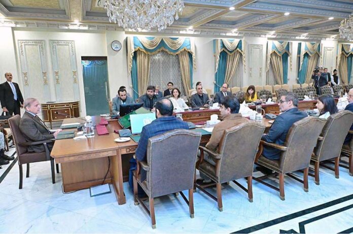 A delegation of Pakistan Broadcasters' Association calls on Prime Minister Muhammad Shehbaz Sharif