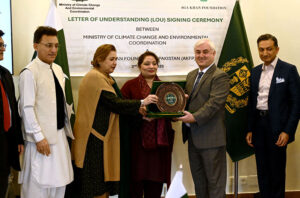 Coordinator to PM for Climate Change, Romina Khurshid Alam witnessing signing ceremony of Letter of Understanding (LoU) as Secretary MoCC, Aisha Humera Moriani and CEO of AKF in Pakistan Akhtar Iqbal are signing LoU.
