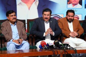 Governor KP Faisal Kareem Kundi addressing a press conference during his visit at Peshawar Club