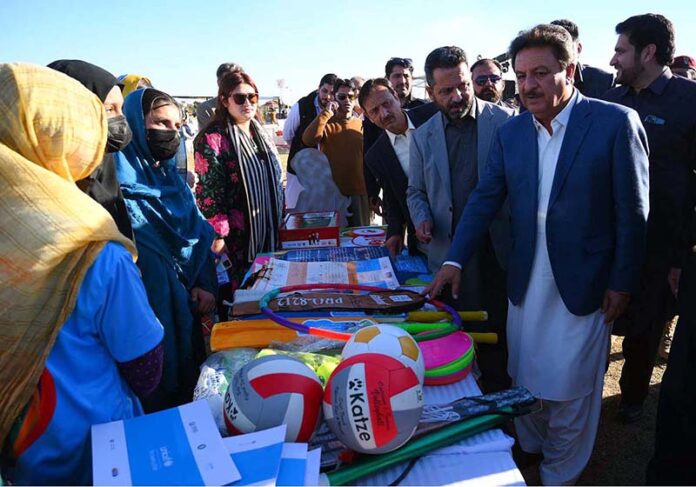 Minister for Local Government Arshad Ayoub visiting child Protection pavilion during his visit to PDA Food & Culture family Festival with the support of UNICEF at Regi Model Town Park