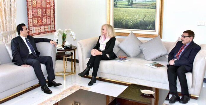 Chairman Senate, Syed Yousaf Raza Gilani being briefed by Margie Cook, Team Lead Mustehkam Parliamaan (MUP) about the initiatives aimed at capacity building of parliamentarians and staff of the Parliament