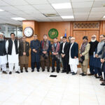 A group photo of Federal Minister for National Food Security & Research Mr. Rana Tanveer Hussain with representatives of the Rice Exporters Association of Pakistan (REAP) after a meeting at the TDAP office