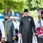 H.E. Vice Admiral (R) Faisal Rasul Lodhi, High Commissioner of the Islamic Republic of Pakistan to the Republic of Maldives is escorted in Cultural procession to President Office, Maldives