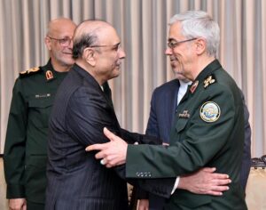 President Asif Ali Zardari welcoming the Chief of General Staff of the Iranian Armed Forces, Major General Dr. Mohammad Bagheri, at Aiwan-e-Sadr.