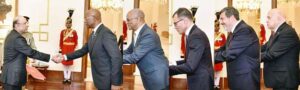 The Non-Resident envoys of Angola, Jamaica, Luxembourg, Uruguay & Malta presenting their diplomatic credentials to President Asif Ali Zardari during a ceremony held at Aiwan-e-Sadr