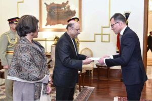 The Ambassador-designate of Grand Duchy of Luxembourg, Mr. Roland Reiland, presenting his diplomatic credentials to President Asif Ali Zardari at Aiwan-e-Sadr