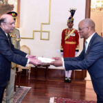 The Ambassador-designate of Jamaica, Arthur Williams, presenting his diplomatic credentials to President Asif Ali Zardari at Aiwan-e-Sadr