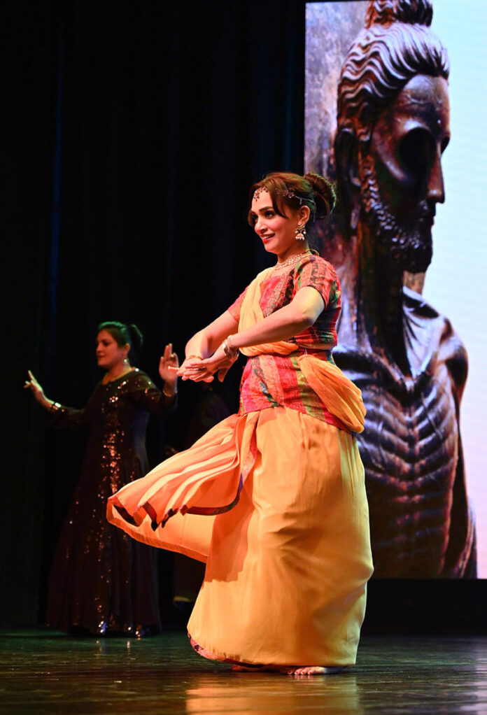 An artist performing folk dance at the musical session during the Dinner in honor of the CAYA delegates 2025 organized by Pakistan National Council of Arts