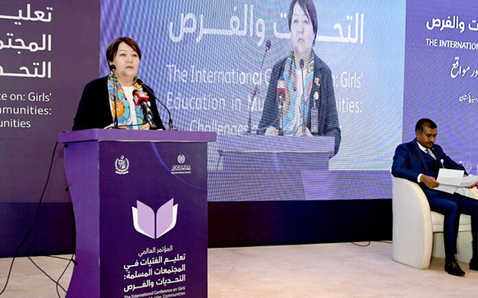 Minister of Education and Science of Kyrgyzstan, Ms. Dogdurkul Kendirbaeva, speaking on the theme 