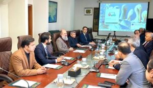 Federal Minister for Commerce, Jam Kamal Khan meets Pakistan Business Council delegation to discuss issues faced by the business community and explore new trade opportunities.