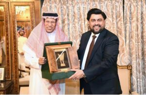 Governor Sindh, Kamran Tessori calls on Deputy Consul General of Saudi Arabia, Abdul Rahman Saad Jumah at the consulate in the provincial capital