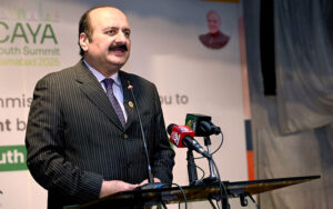 Chairman of the Prime Minister's Youth Program (PMYP), Rana Mashhood Ahmed Khan addresses a dinner night in honour of the foreign delegates attending the Commonwealth Asia Youth Alliance (CAYA) Summit 2025, hosted by The Higher Education Commission (HEC) of Pakistan at HEC.