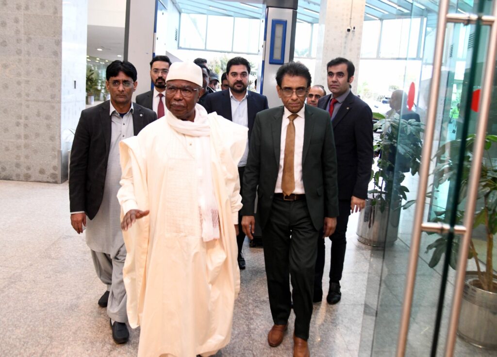 Federal Minister for Education and Professional Training Khalid Maqbool Siddiqui sees off Secretary General of the Organization of Islamic Cooperation (OIC) Hissein Brahim at Islamabad International Airport as he wraps up his visit to Pakistan.