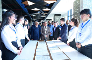 PM visit Baku's one-stop public service delivery center; vows to replicate in Islamabad