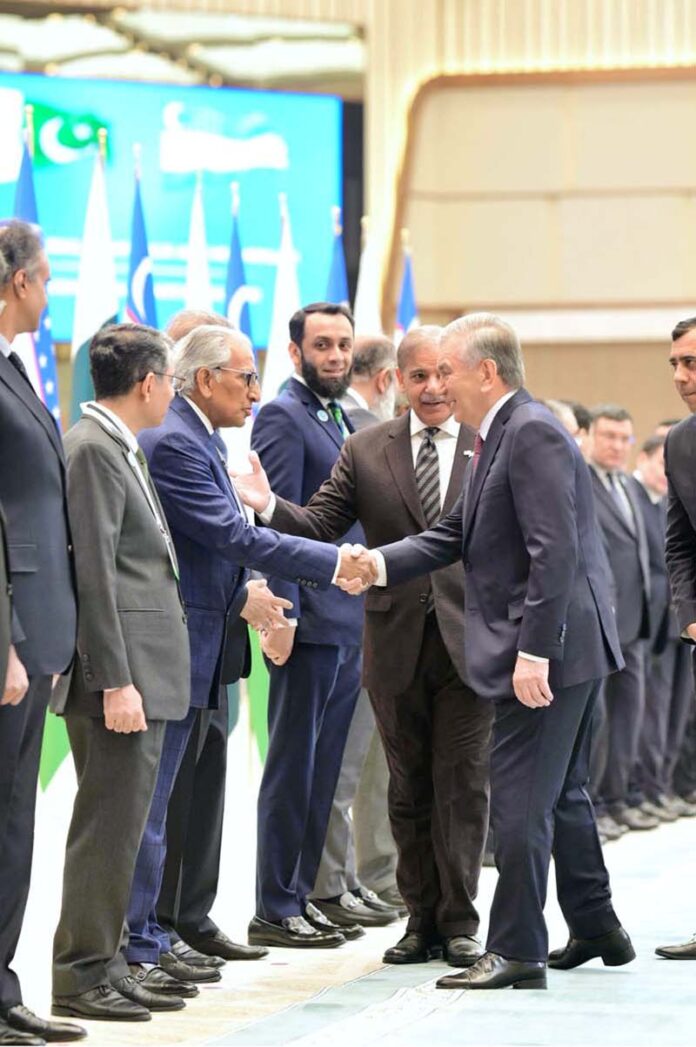 Prime Minister Muhammad Shehbaz Sharif and President of Uzbekistan H.E. Shavkat Mirziyoyev introducing their respective delegations at the official welcoming ceremony held at Congress Centre Tashkent