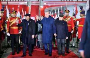 President Asif Ali Zardari and Prime Minister Muhammad Shehbaz Sharif receive the President of Turkiye H.E. Recep Tayyip Erdogan upon his arrival for his two day official visit of Pakistan