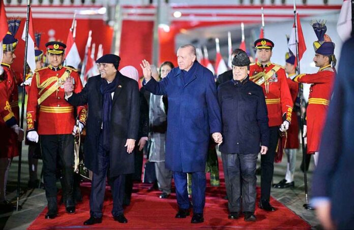 President Asif Ali Zardari and Prime Minister Muhammad Shehbaz Sharif receive the President of Turkiye H.E. Recep Tayyip Erdogan upon his arrival for his two day official visit of Pakistan