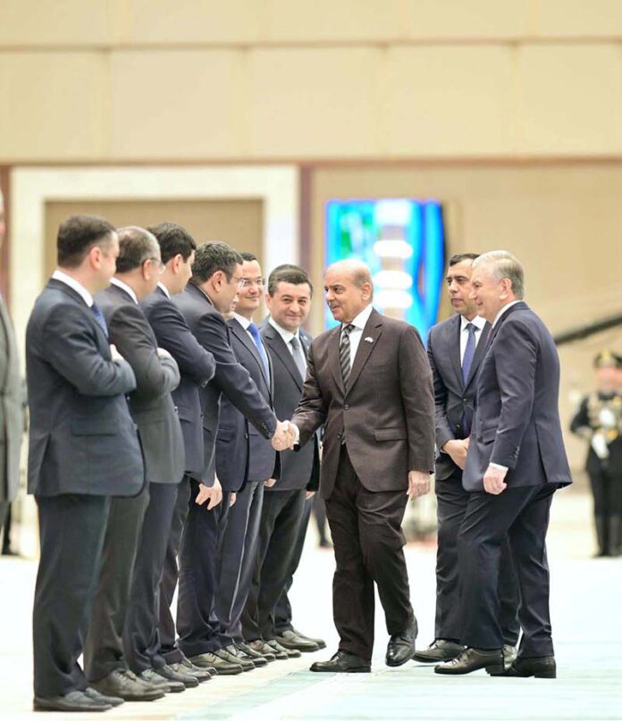 Prime Minister Muhammad Shehbaz Sharif and President of Uzbekistan H.E. Shavkat Mirziyoyev introducing their respective delegations at the official welcoming ceremony held at Congress Centre Tashkent
