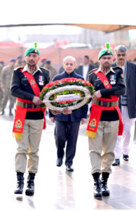 Prime Minister Muhammad Shehbaz Sharif laying a floral wreath at the Yadgar-e-Shuhada.