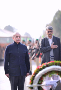 Prime Minister Muhammad Shehbaz Sharif laying a floral wreath at the Yadgar-e-Shuhada.
