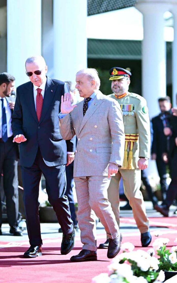 Prime Minister Muhammad Shehbaz Sharif welcomes the President of Turkiye H.E. Recep Tayyip Erdogan at PM House
