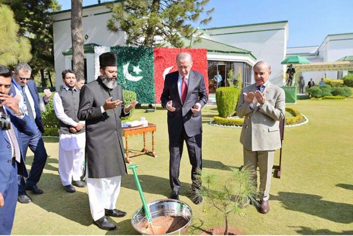 Prime Minister Muhammad Shehbaz Sharif and the President of Turkiye H.E. Recep Tayyip Erdogan plant a sapling at PM House
