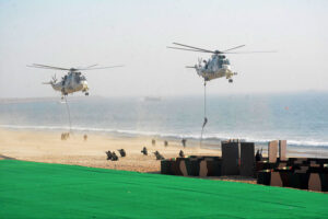 Pakistan Navy’s SEAL team conduct counter terrorism demo during the Pakistan Navy’s 9th Multinational Exercise AMAN25, under the slogan ‘Together for Peace