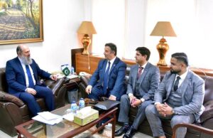 Strengthening economic ties: Pakistan-Australia Business Council delegation calls on Commerce Minister Jam Kamal Khan.