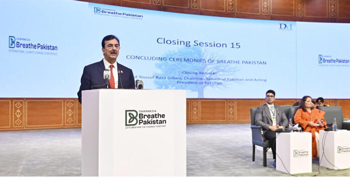 Acting President Syed Yousuf Raza Gillani addressing the closing session of Breathe Pakistan: International Climate Change Conference