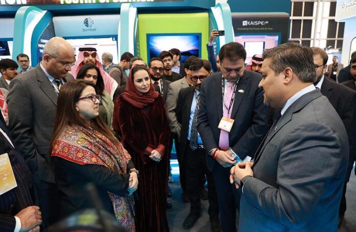 Minister for State of IT&T Shaza Fatima Khawaja along with Her ExcellencySecretary General DCO Deemah Al Yahya visits Pakistani startups and IT companies at Pakistan Pavilion during LEAP 2025