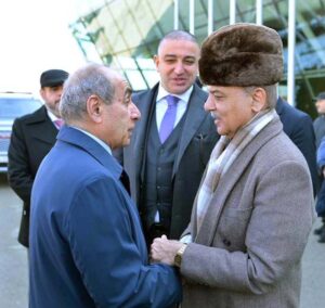 First Deputy Prime Minister of Azerbaijan, Yaqub Abdulla Oğlu Eyyubov shaking hand with Prime Minister Muhammad Shehbaz Sharif during his departure for Tashkent.