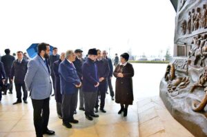 Prime Minister Muhammad Shehbaz Sharif being briefed at Independence Museum.