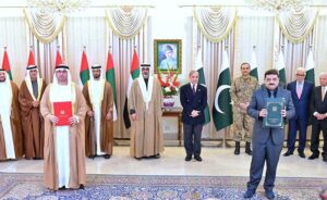Prime Minister Muhammad Shehbaz Sharif and Crown Prince of Abu Dhabi His Highness Sheikh Khaled bin Mohamed bin Zayed Al Nahyan witness the exchange of MoUs and Agreements of cooperation between United Arab Emirates and Pakistan.