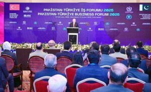 Turkish President Recep Tayyip Erdogan addresses Pakistan-Turkiye Business Forum