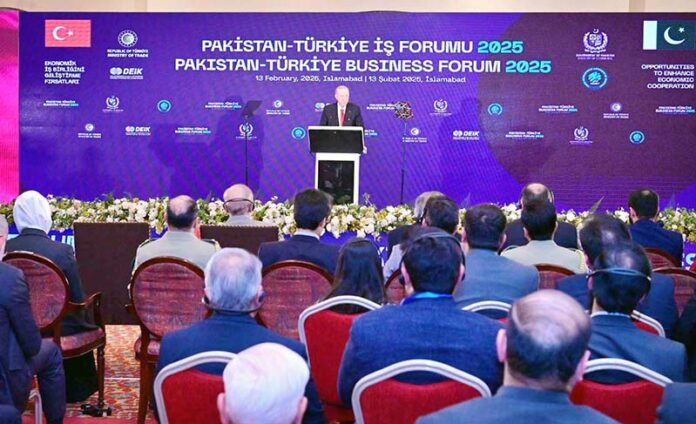 Turkish President Recep Tayyip Erdogan addresses Pakistan-Turkiye Business Forum