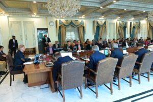PM directs immediate steps to operationalize Gwadar Port on commercial basis