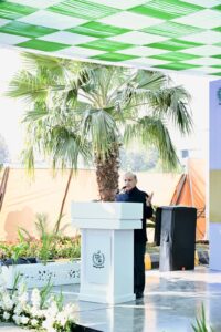 PM inaugurates Jinnah Square; appreciates its completion in record 72-day